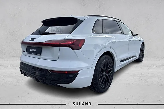Audi Q8 E-Tron 2024 photo 5
