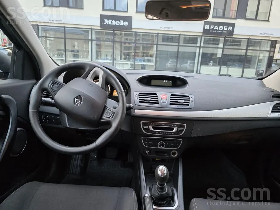 Renault Megane 2012 photo 4