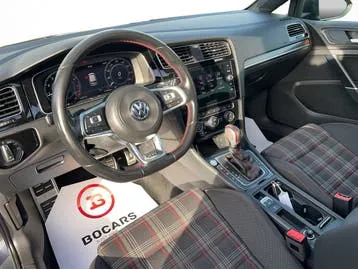 Volkswagen Golf 2019 photo 2