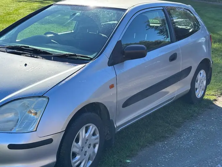 Honda Civic 2002 photo 3