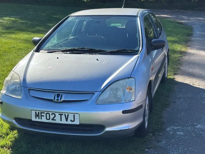 Honda Civic 2002 photo 4