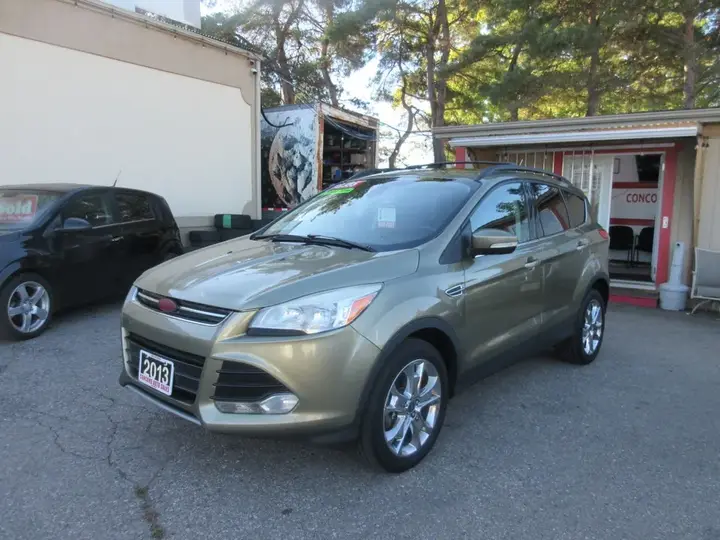 Ford Escape 2013 photo 3