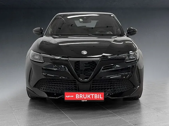 Alfa Romeo Junior 2025 photo 2