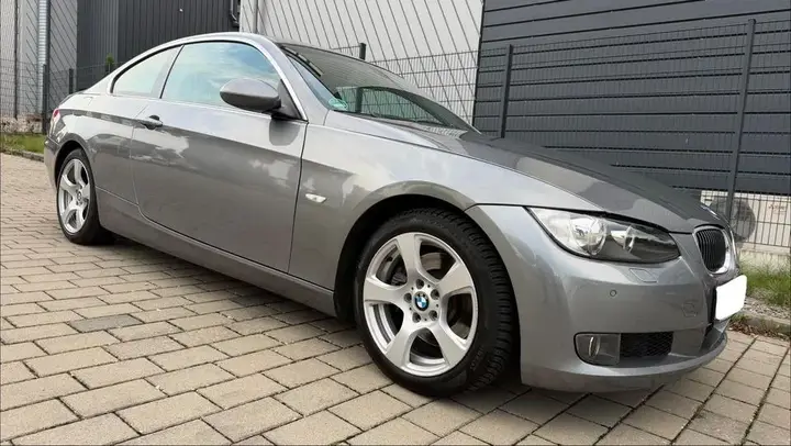 BMW 325I