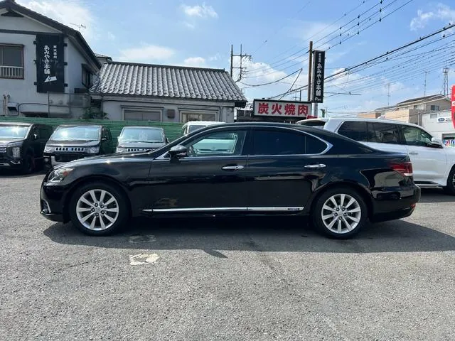 Lexus Ls600H 2015 photo 4
