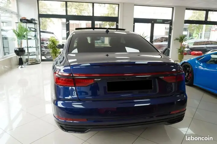 Audi A8 2017 photo 4