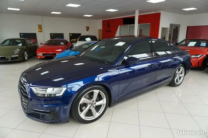 Audi A8 2017 photo 2
