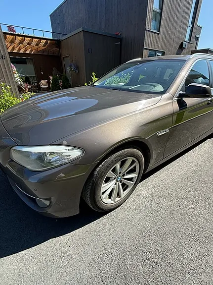BMW 520 2012 photo 4