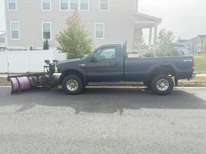 Ford F350 2002 photo 2