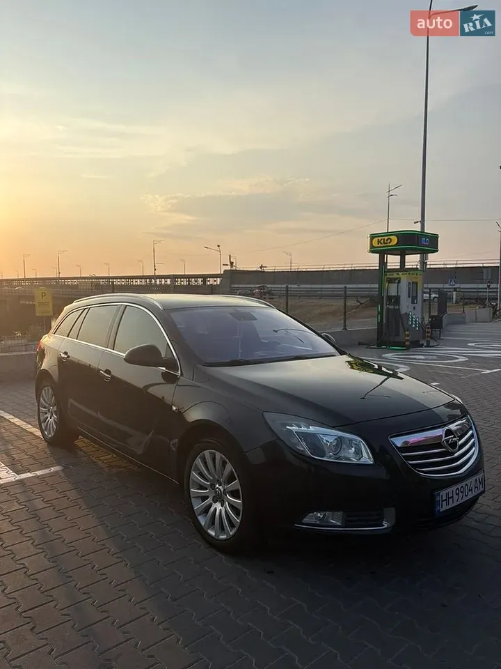 Opel Insignia 2011 photo 2