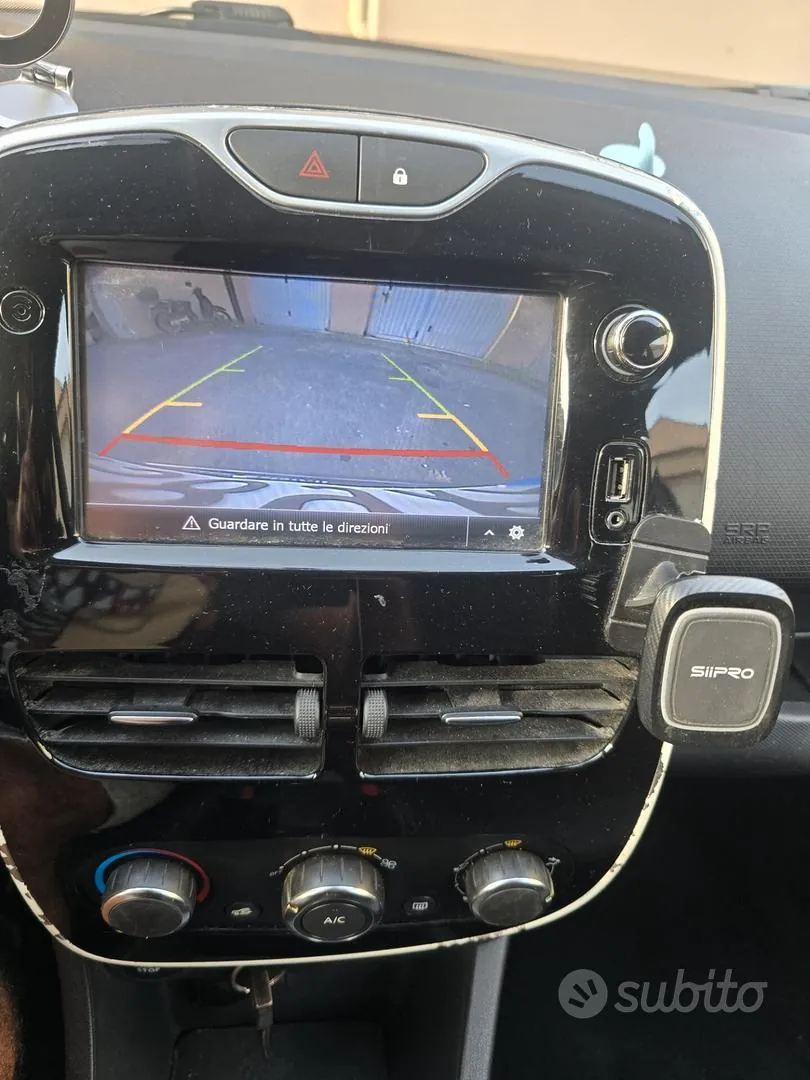 Renault Clio 2015 photo 5
