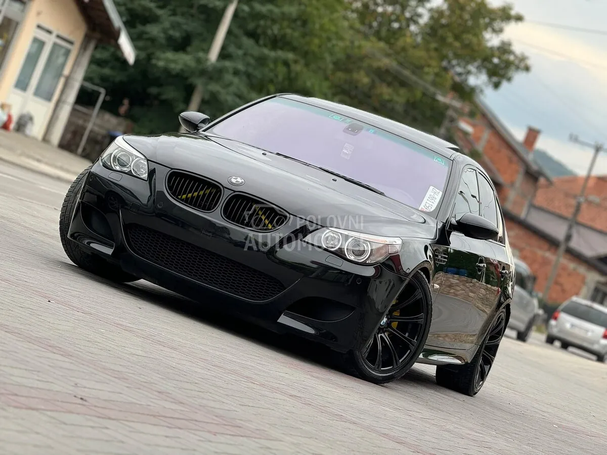 BMW M5