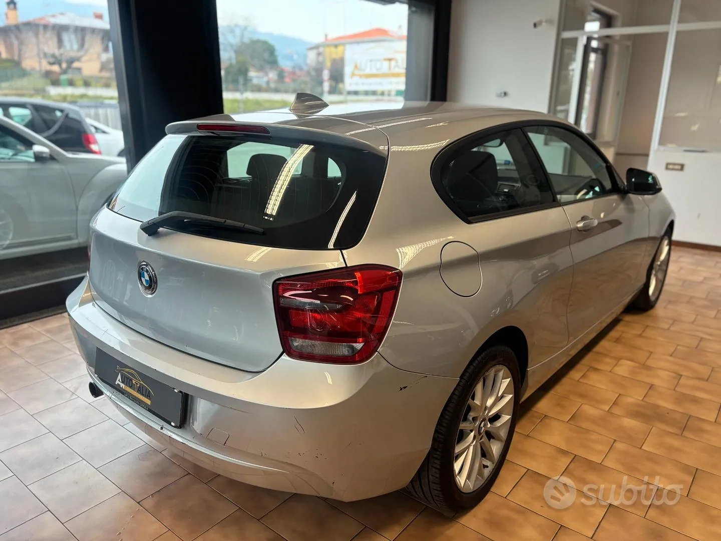 BMW 116D 2012 photo 4