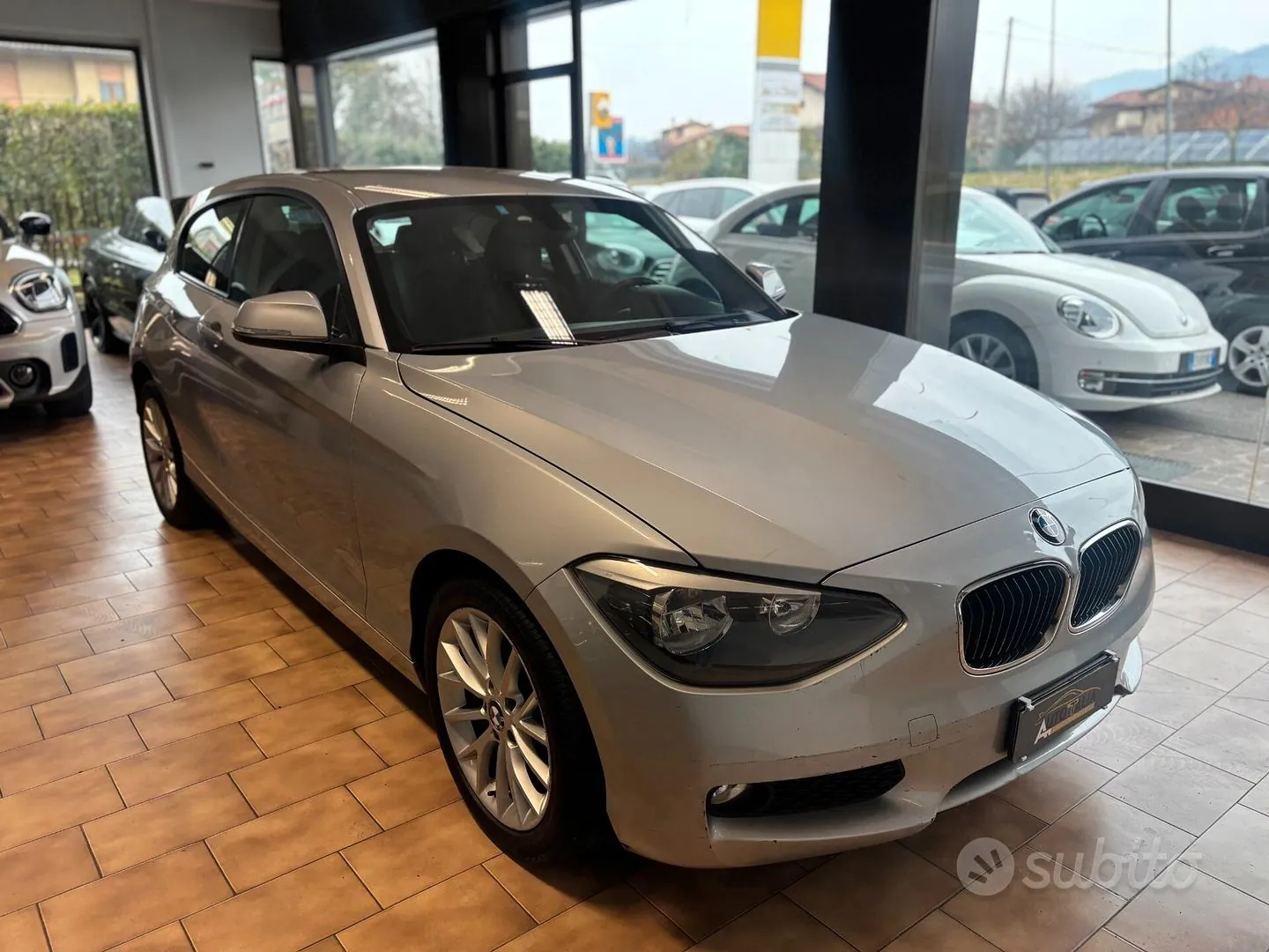 BMW 116D 2012 photo 3