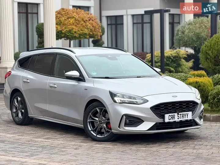 Ford Focus 2019 photo 2