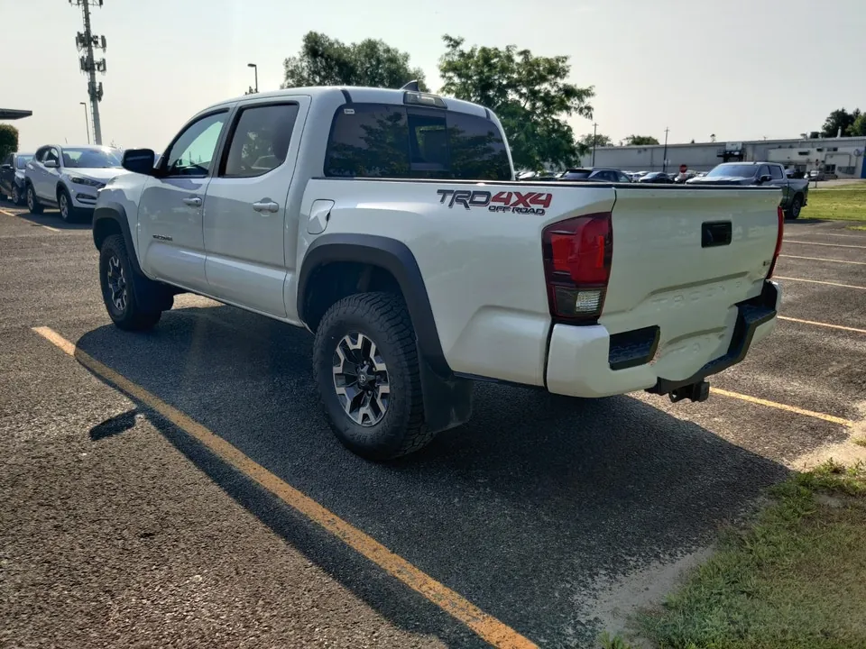 Toyota Tacoma 2019 photo 3