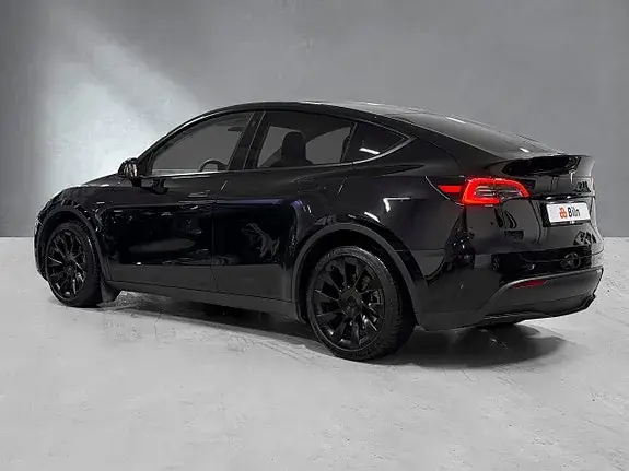 Tesla Model Y 2024 photo 3