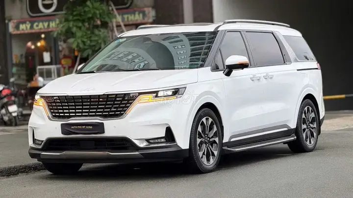 Kia Carnival 2024 photo 2