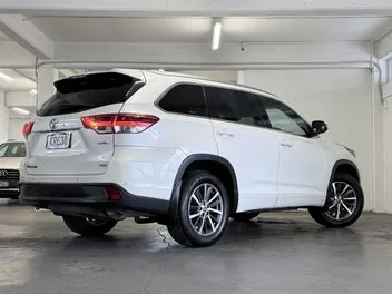 Toyota Highlander 2017 photo 4