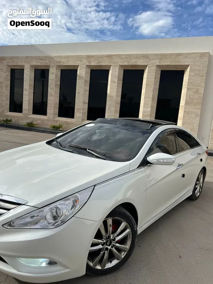 Hyundai Sonata 2012 photo 4
