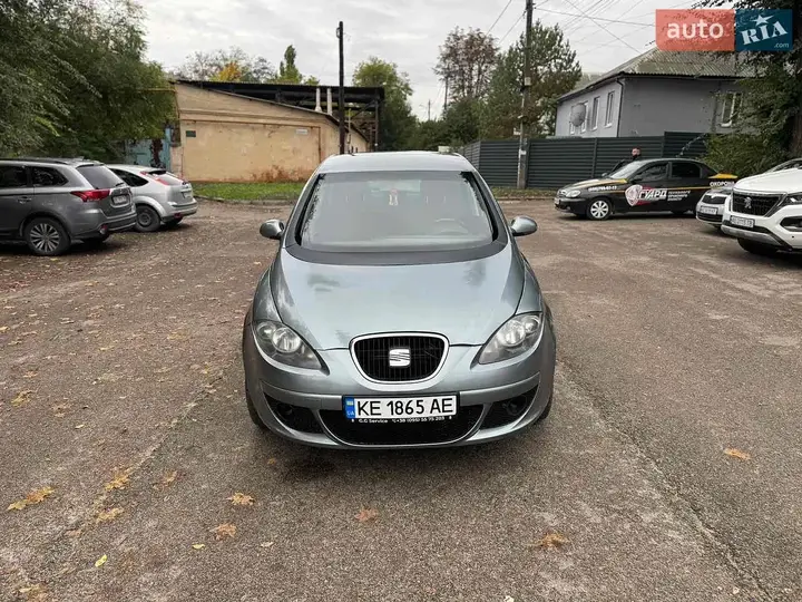Seat Altea 2005 photo 2