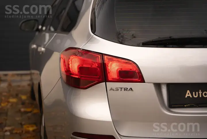 Opel Astra 2016 photo 5