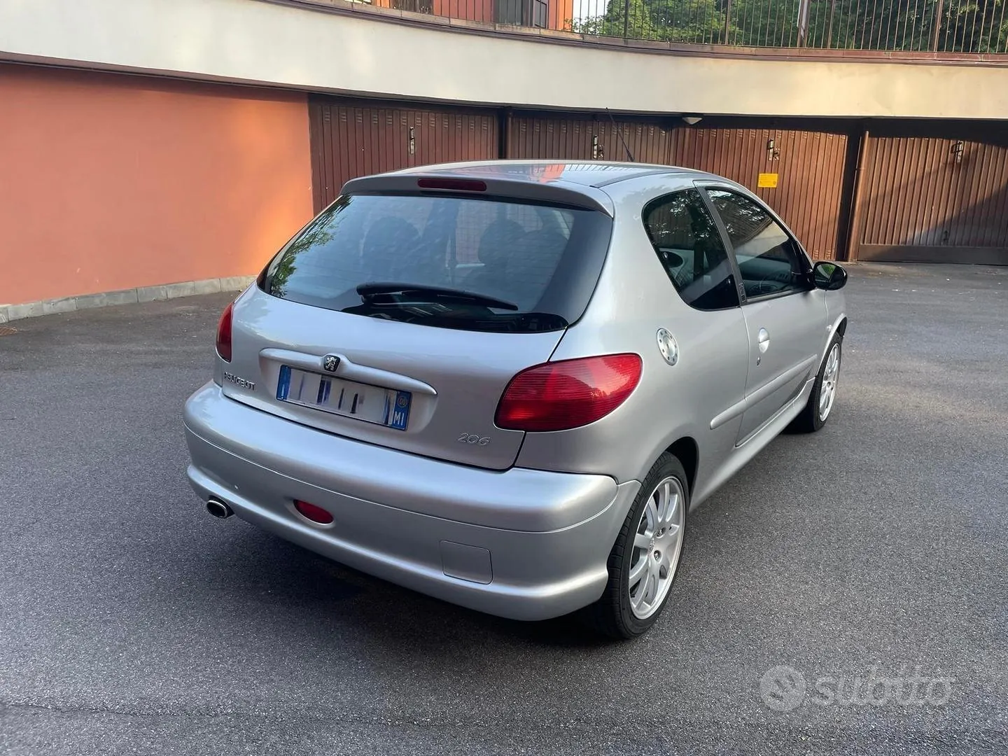 Peugeot 206 2000 photo 3