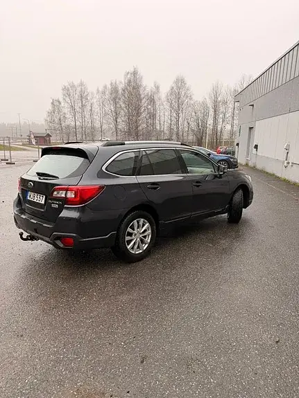 Subaru Outback 2015 photo 3