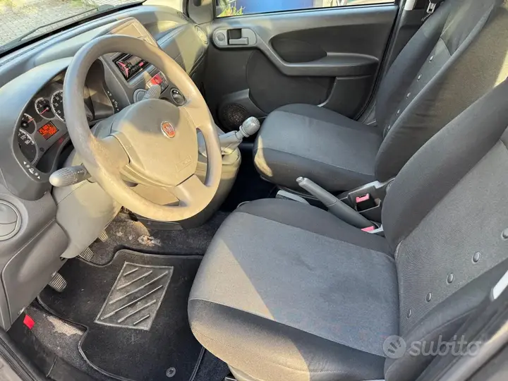 Fiat Panda 2011 photo 5