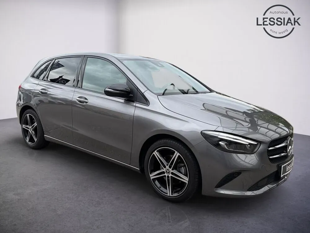 Mercedes-Benz B-Class 2022 photo 2