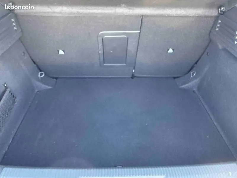 Peugeot 308 2023 photo 5