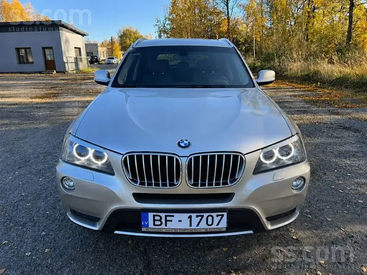 BMW X3 2013 photo 2