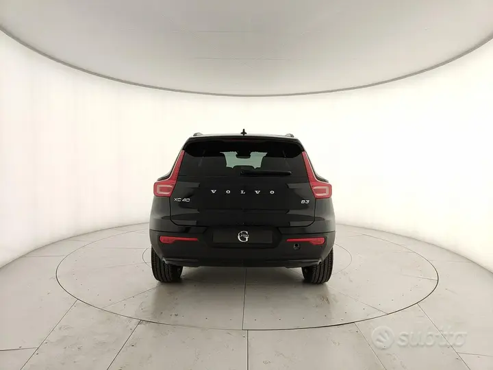 Volvo Xc40 2022 photo 4