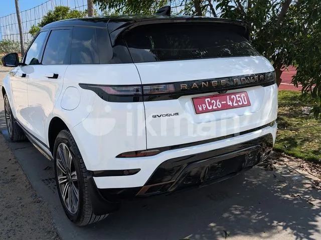 Land Rover Range Rover Evoque 2026 photo 2