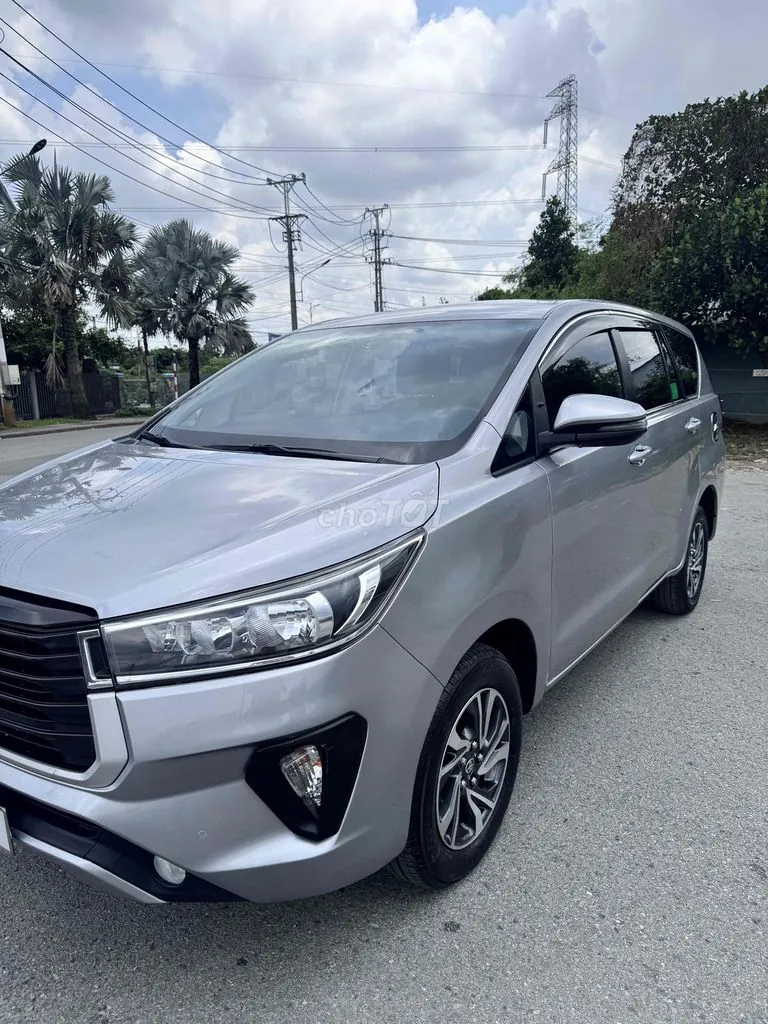 Toyota Innova 2020 photo 2