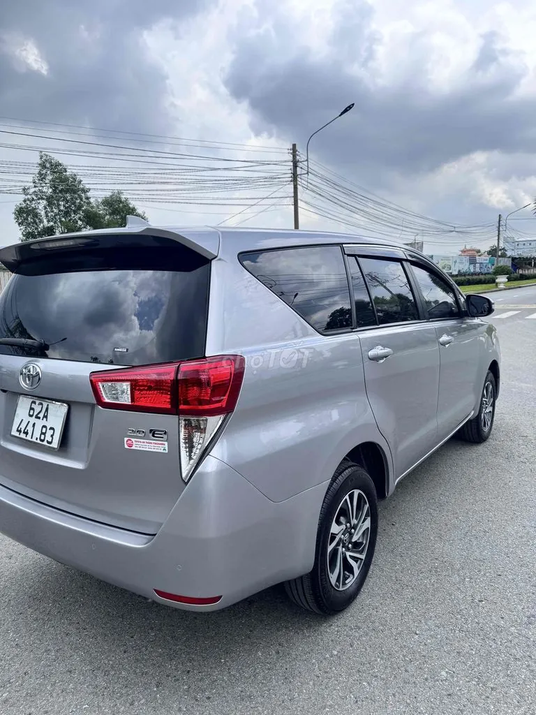 Toyota Innova 2020 photo 5