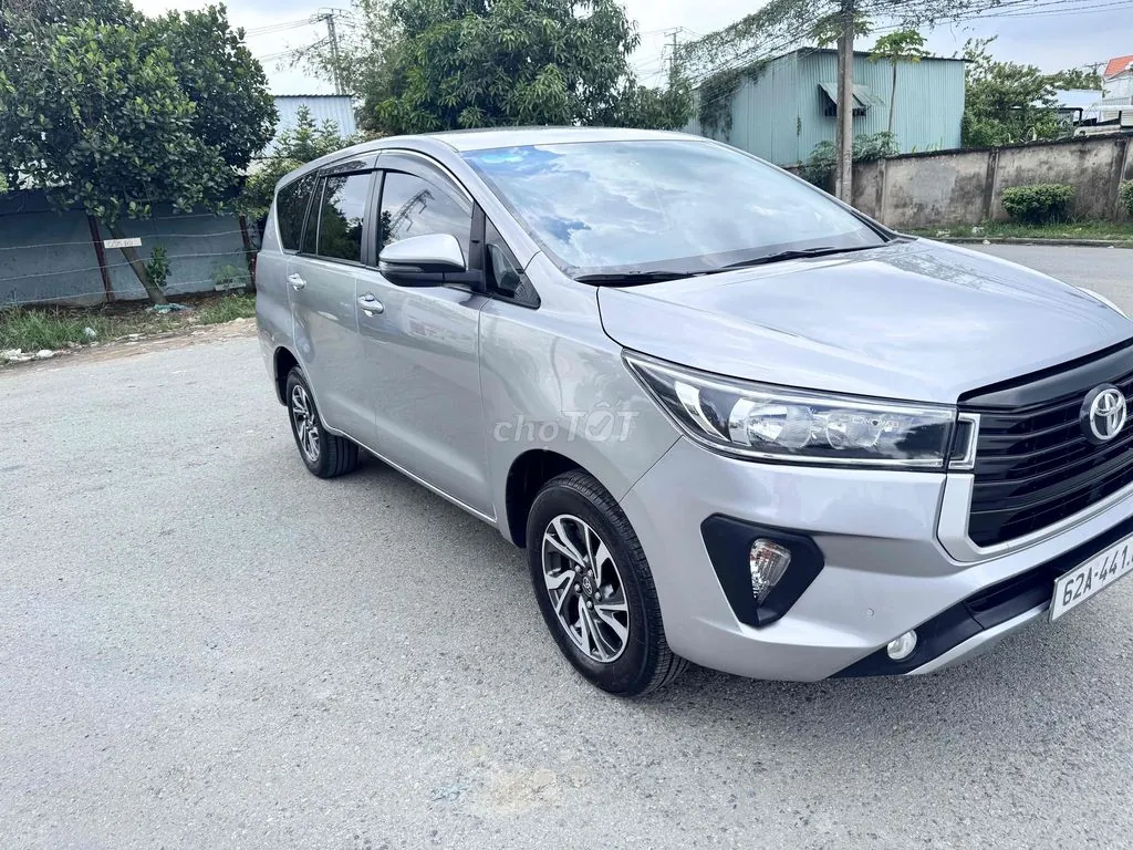 Toyota Innova 2020 photo 4
