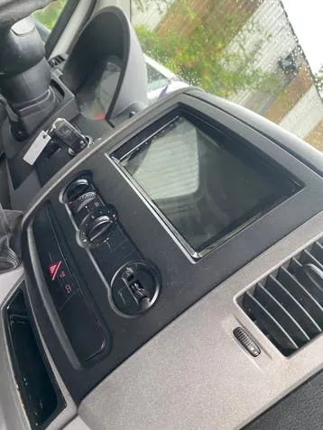 Volkswagen Crafter 2012 photo 3