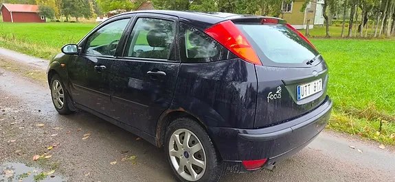 Ford Focus 2004 photo 3
