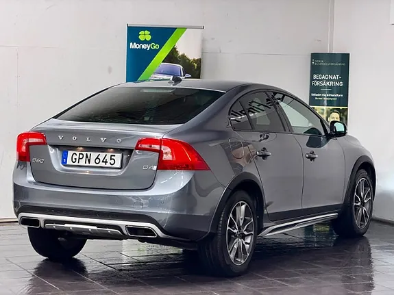 Volvo S60 Cross Country 2017 photo 4