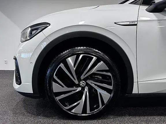 Volkswagen Id.5 2023 photo 2