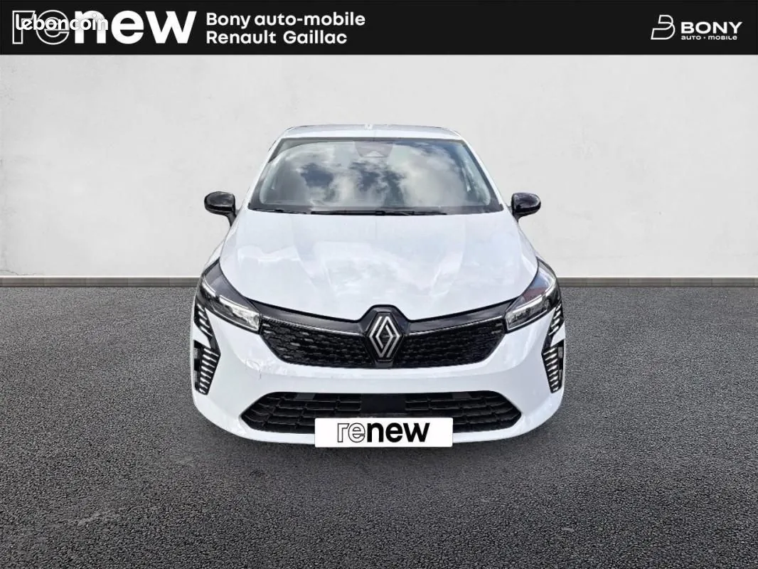 Renault Clio 2024 photo 2