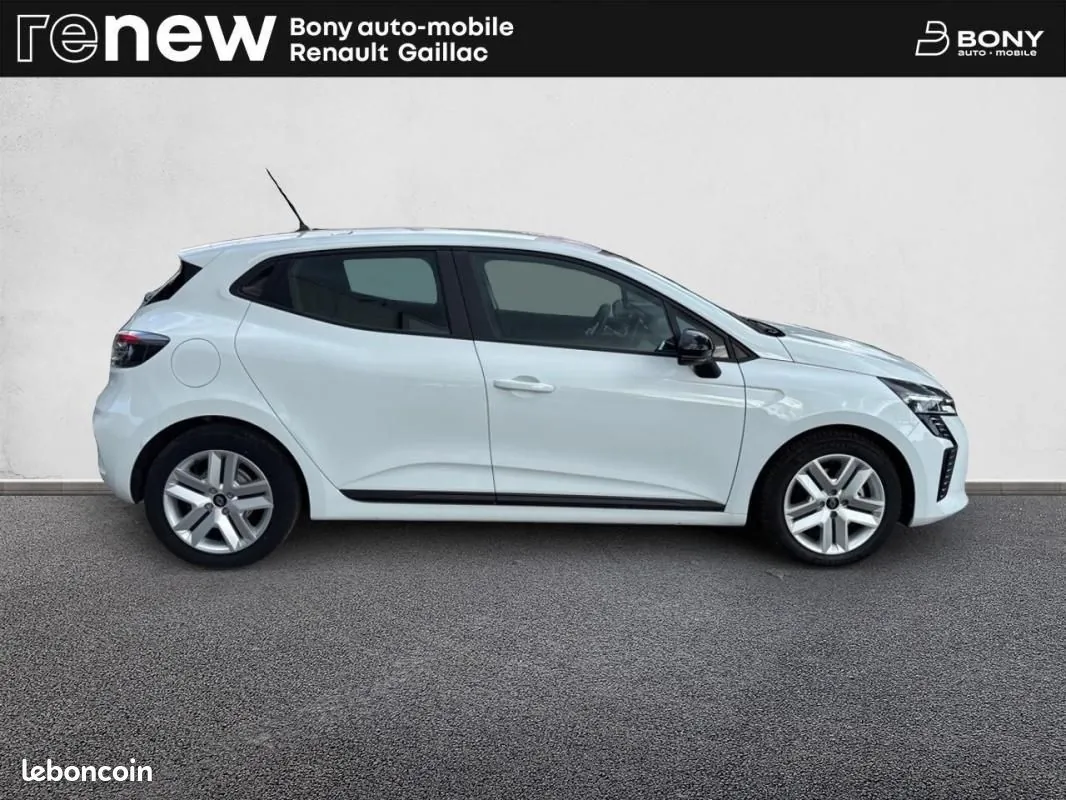 Renault Clio 2024 photo 3