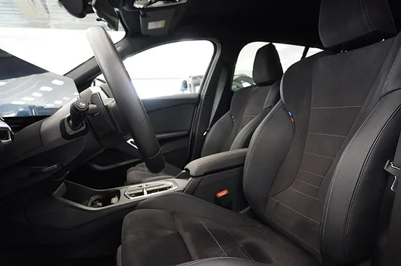 BMW 1 Series 2026 photo 4