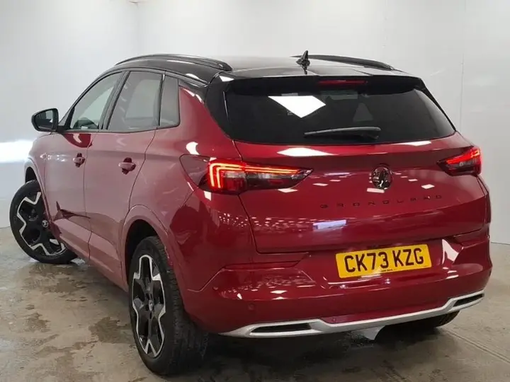 Vauxhall Grandland 2023 photo 2