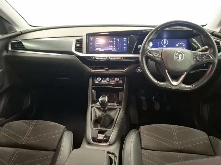 Vauxhall Grandland 2023 photo 3