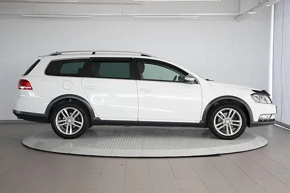 Volkswagen Passat Alltrack 2013 photo 4