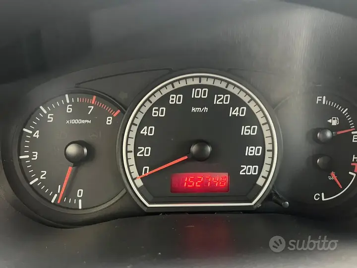Suzuki Swift 2008 photo 3
