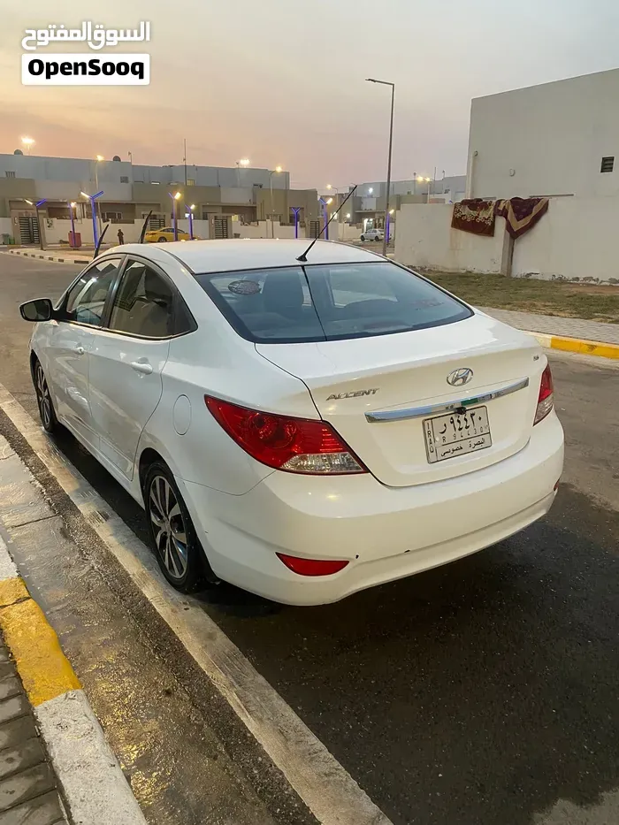 Hyundai Accent 2015 photo 3