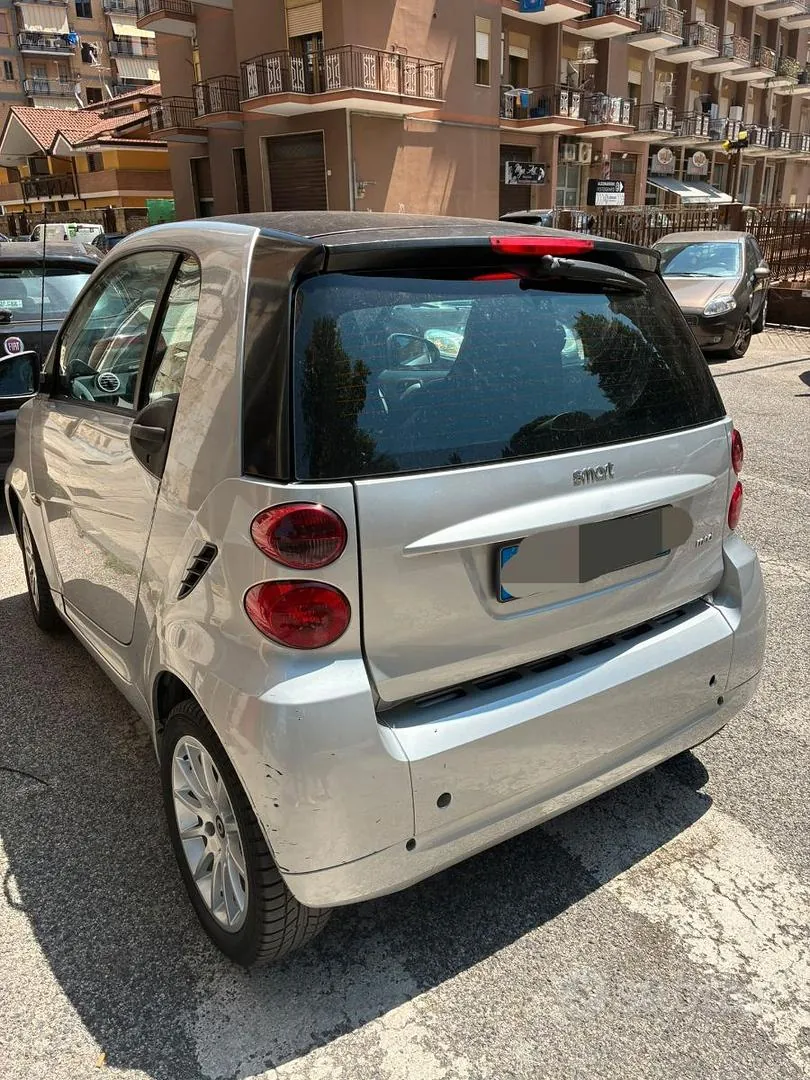 Smart Fortwo 2011 photo 3